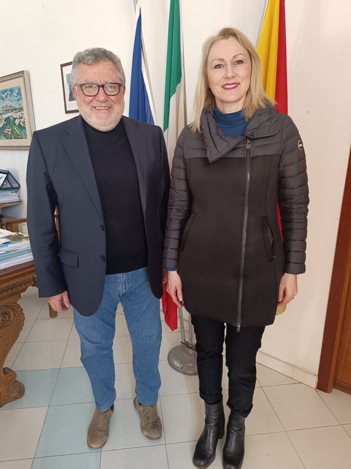 Il sindaco di Favignana Francesco Forgione nomina nuovo assessore la consigliera Stefania Bevilacqua