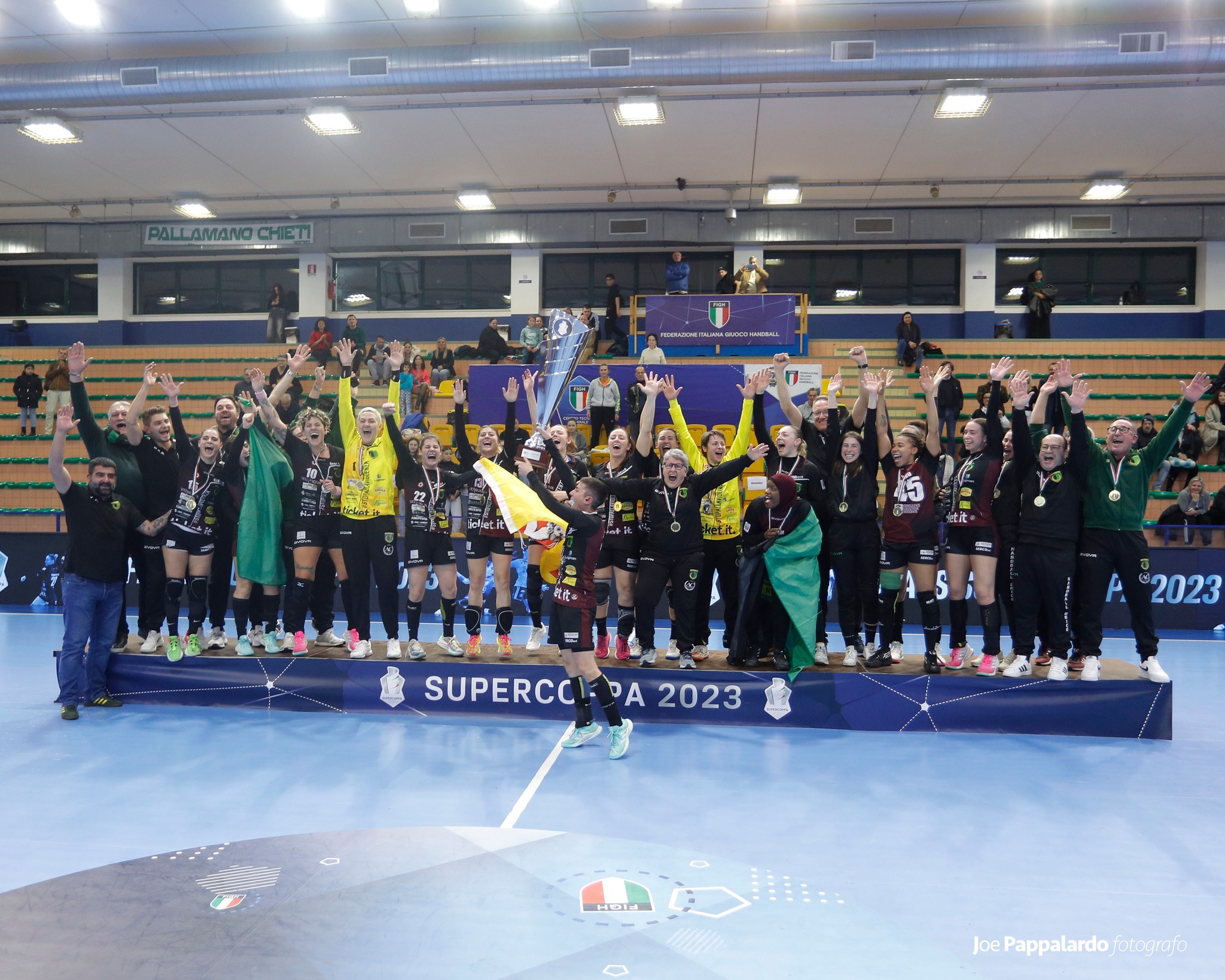 Le ragazze della Pallamano ericina vincono la Supercoppa