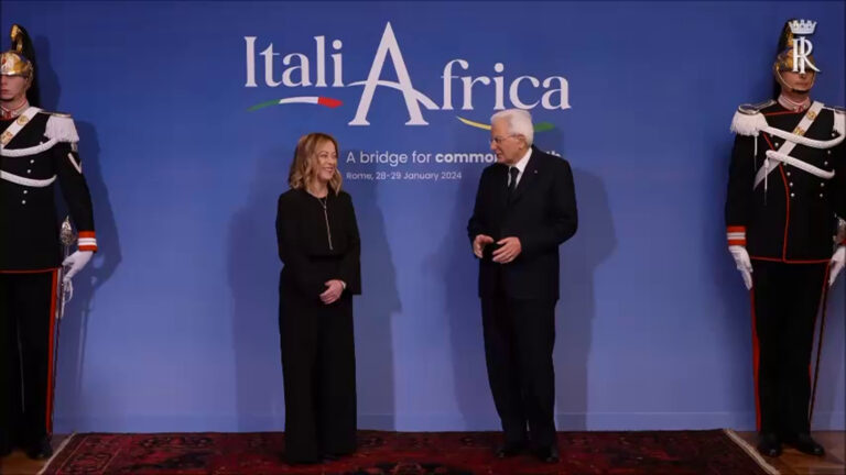 Mattarella apre vertice Italia-Africa “Amicizia salda e sincera”