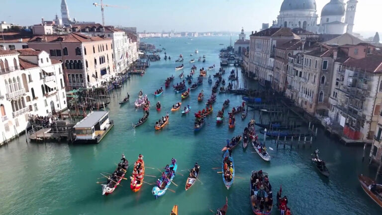 Carnevale di Venezia al via tra magia e tradizione