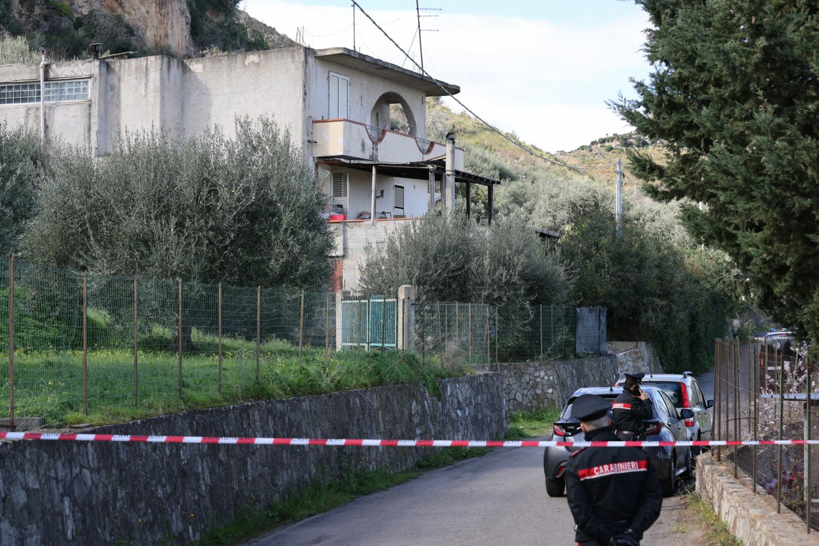 Strage nel Palermitano, arrestata anche la figlia 17enne del muratore