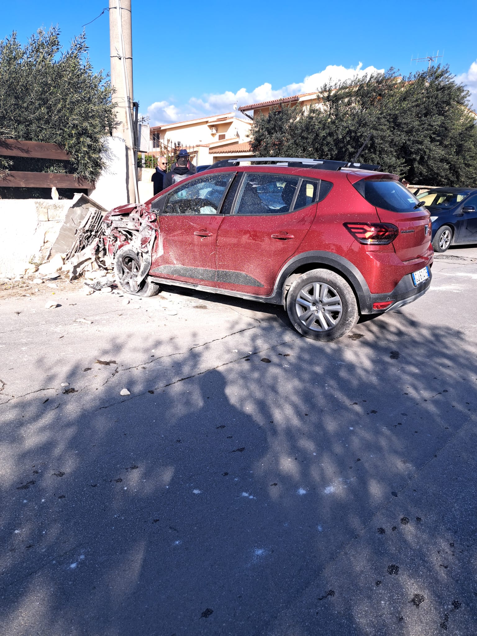 Marsala, incidente a Ponte Fiumarella: auto finisce contro un muro