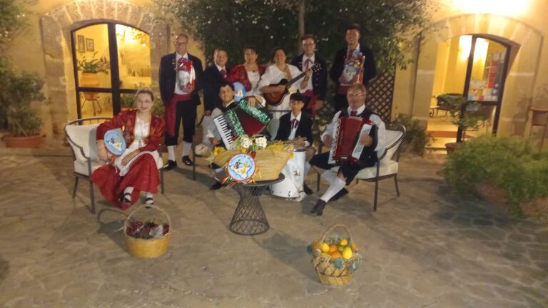 “I Picciotti di Matarò” da Marsala volano al Festival del Folklore in Austria