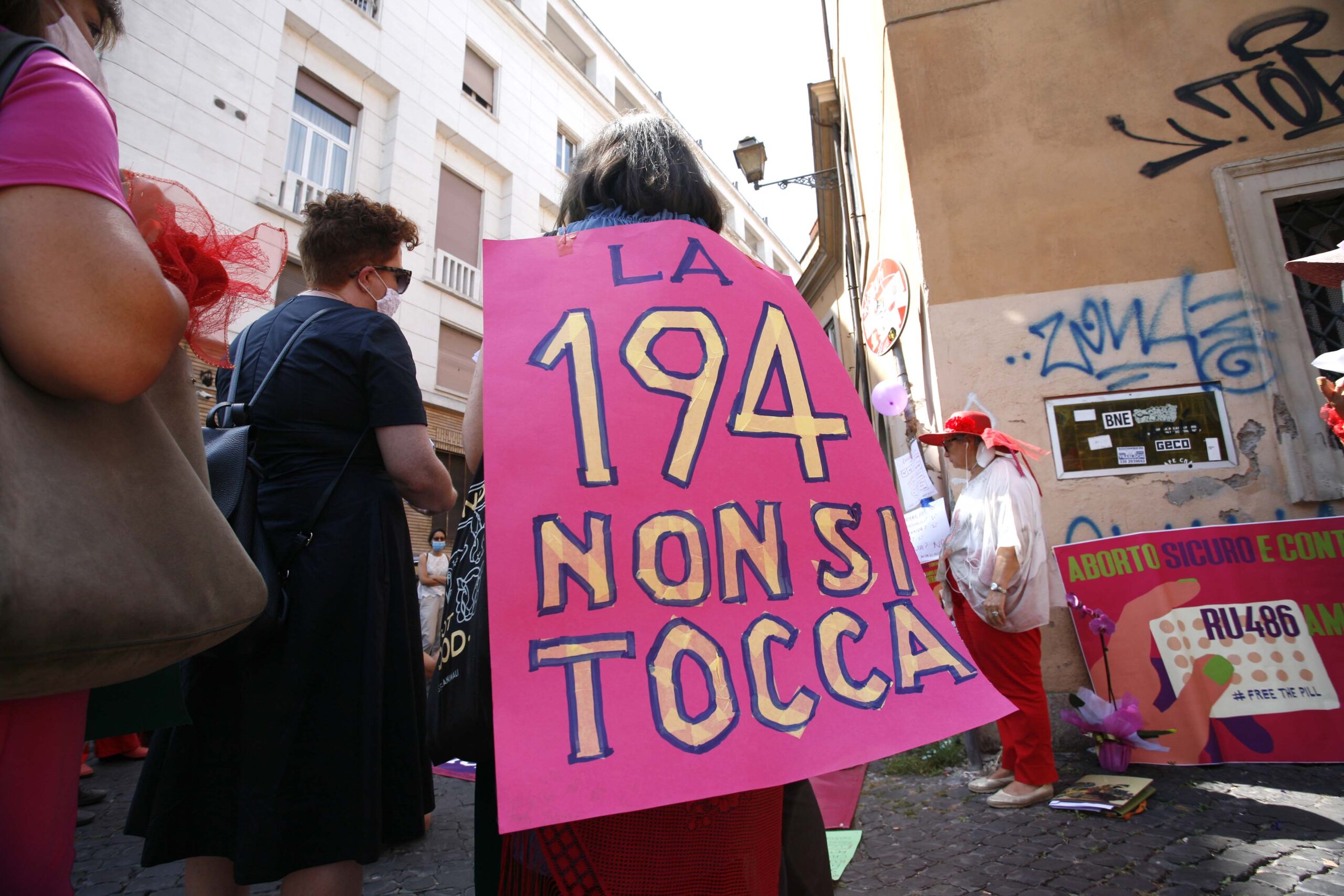 Aborto, Cgil e Uil Trapani: “No alle associazioni pro-life nei consultori”