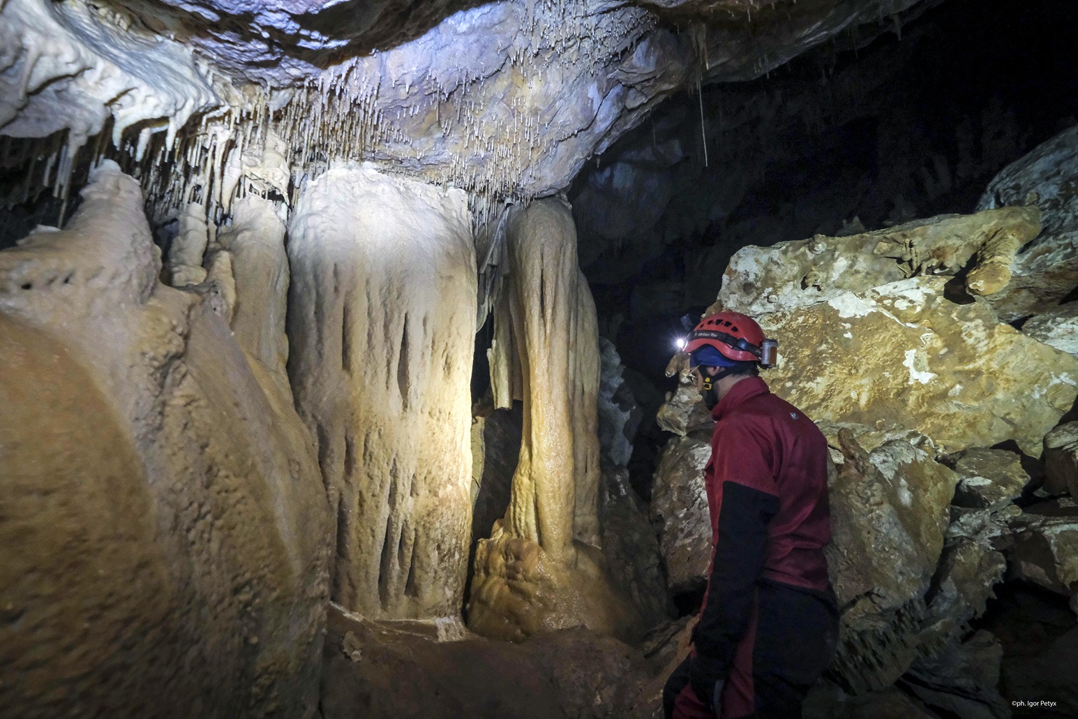 Week end Borghi dei Tesori Roots Fest, a Custonaci visita alla Grotta della Clava