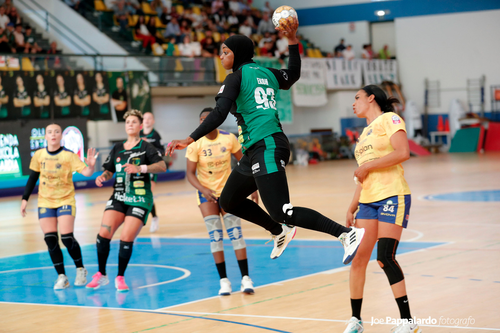 L’Handball Erice perde gara 2 con Pontinia: ora la serie è in parità