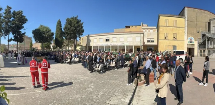 Alcamo saluta anche Raneri dopo Alsazia, strazio ai funerali