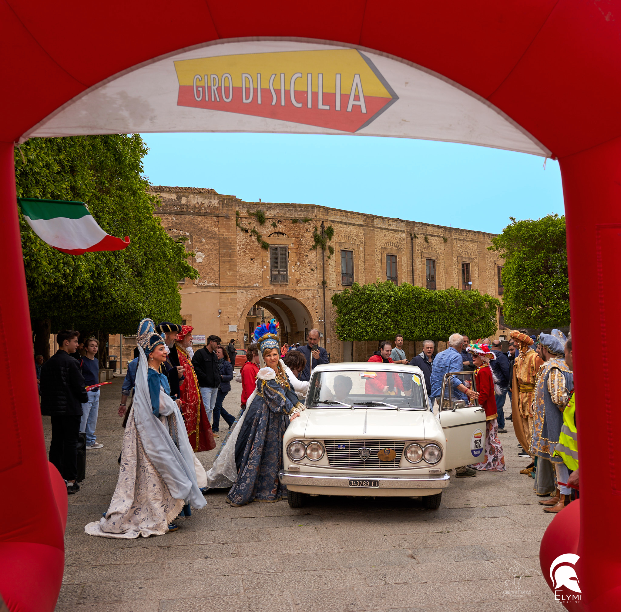 Il Giro di Sicilia delle auto storiche fa tappa a Castelvetrano