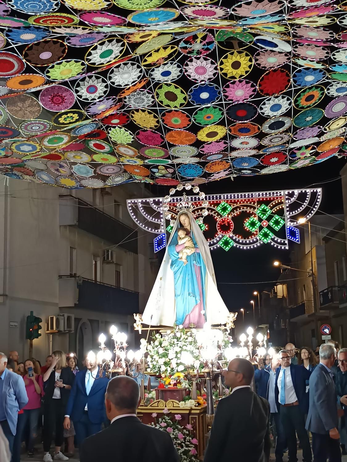 Petrosino ha celebrato la salita del Simulacro della Patrona