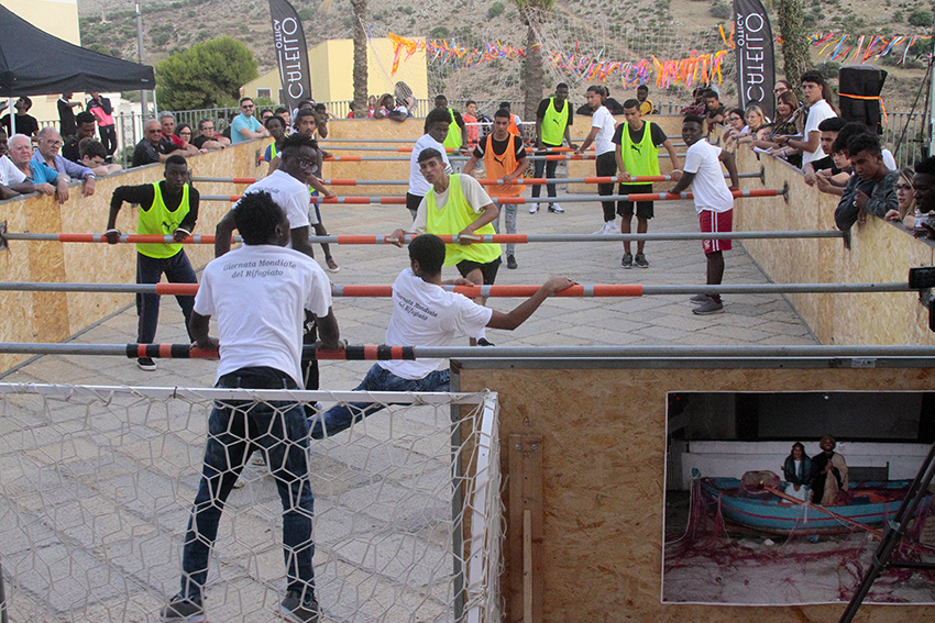 Migranti, MNSA Salemi vince il torneo di Calcio Balilla Umano a Custonaci