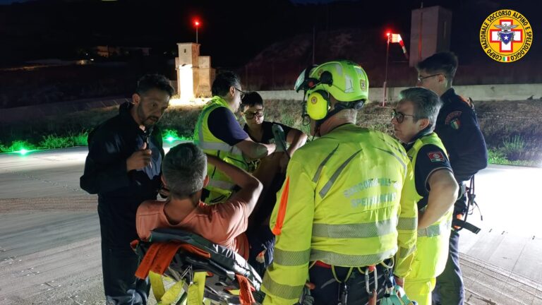 Turista cade in zona impervia della Riserva dello Zingaro, salvato dall’elisoccorso
