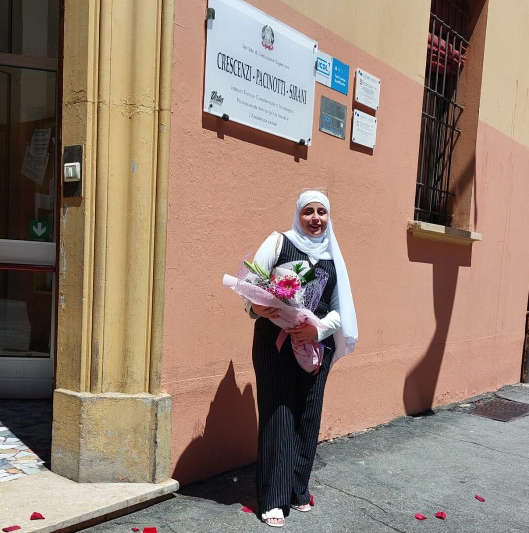Profuga siriana si diploma, salvata dai racconti di Camilleri
