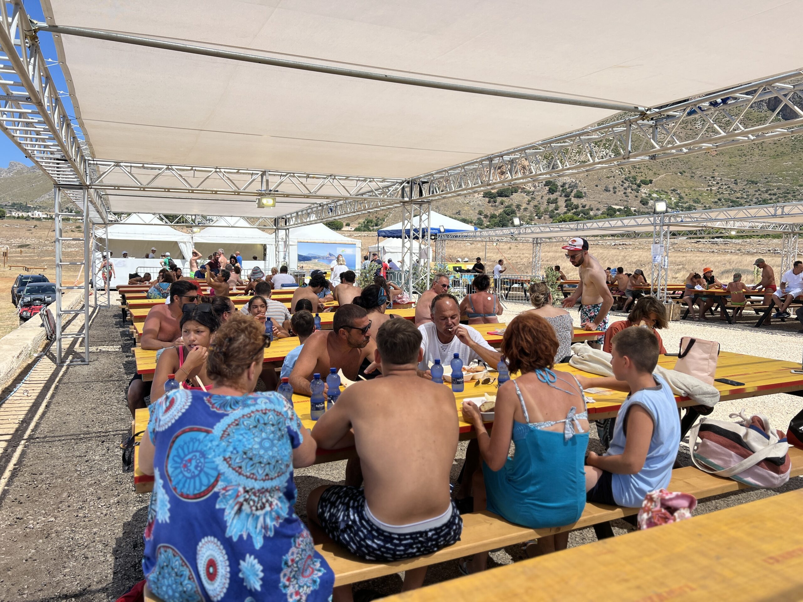 San Vito, nella Baia di Castelluzzo il Villaggio Gastronomico di “Bagli, Olio e Mare”