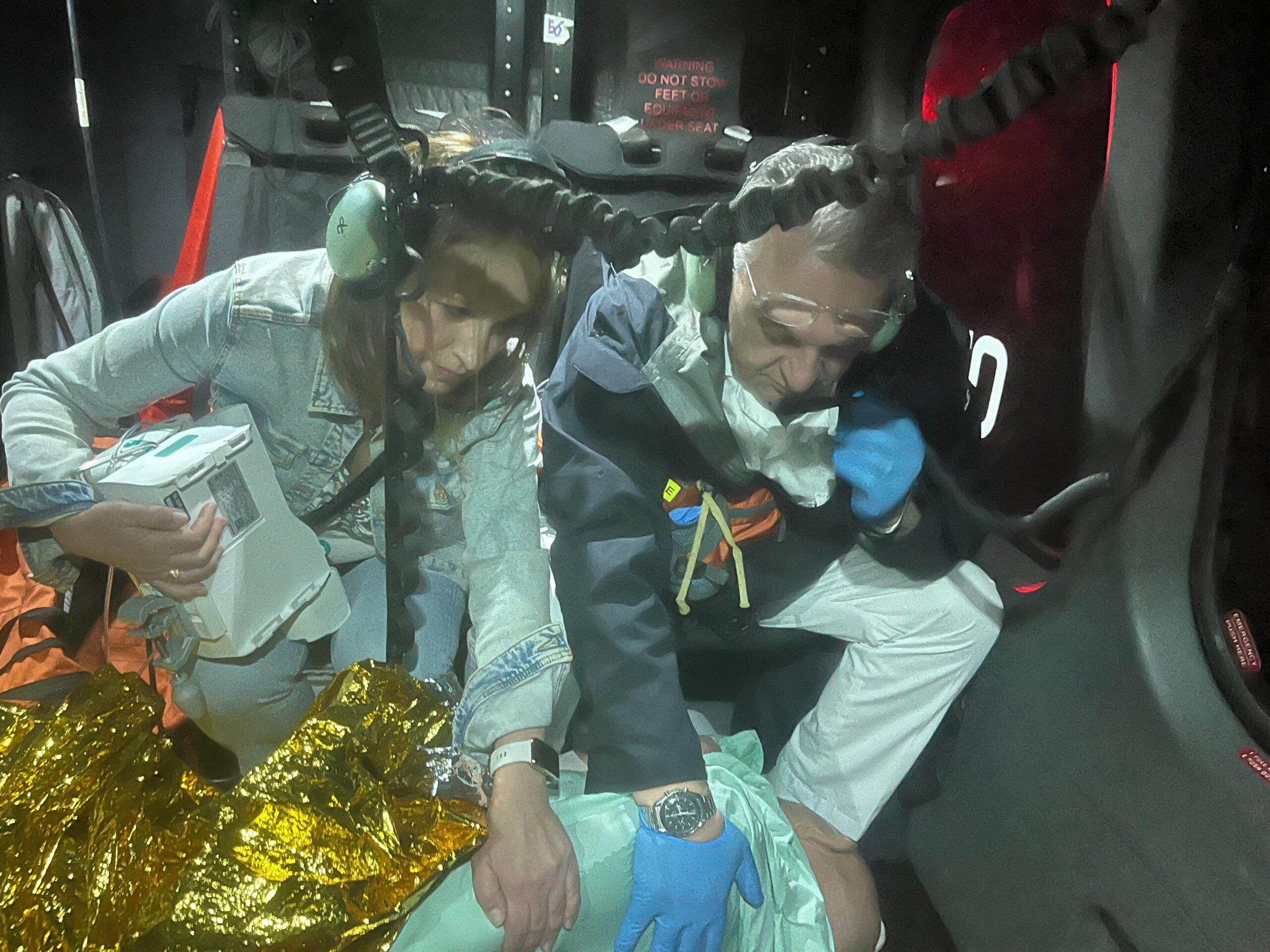Da Birgi l’elicottero militare soccorre un uomo a bordo della Costa Crociere Smeralda