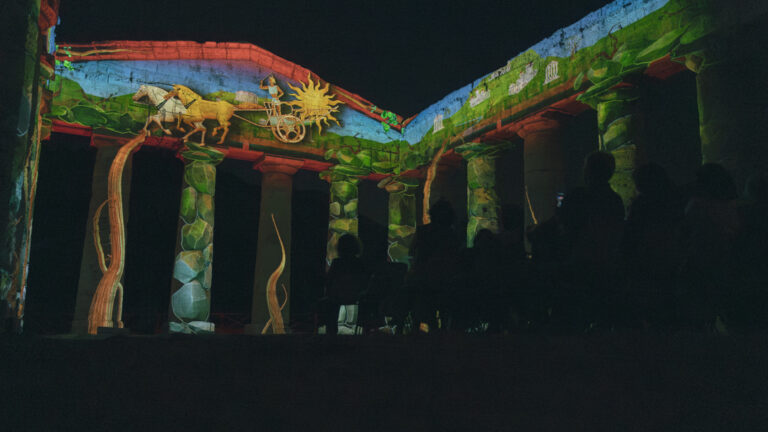 Al Parco di Segesta successo per il videomapping sul fuoco che continua fino ad agosto
