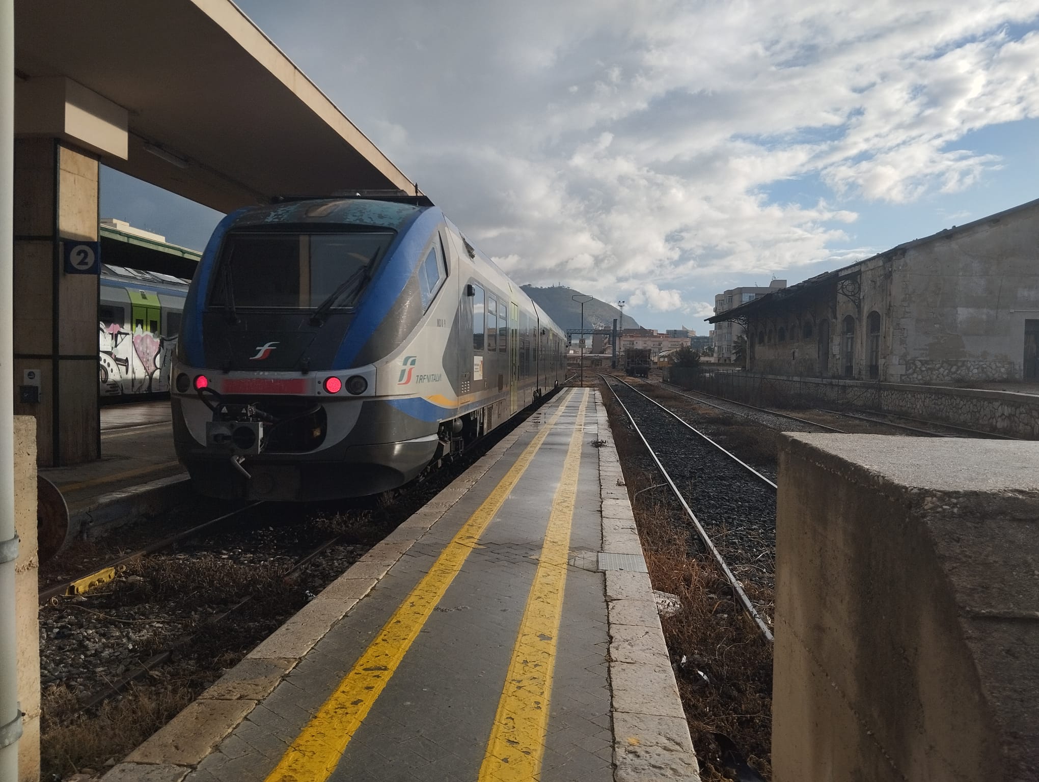 Pendolari penalizzati nel report di Legambiente che boccia le ferrovie trapanesi