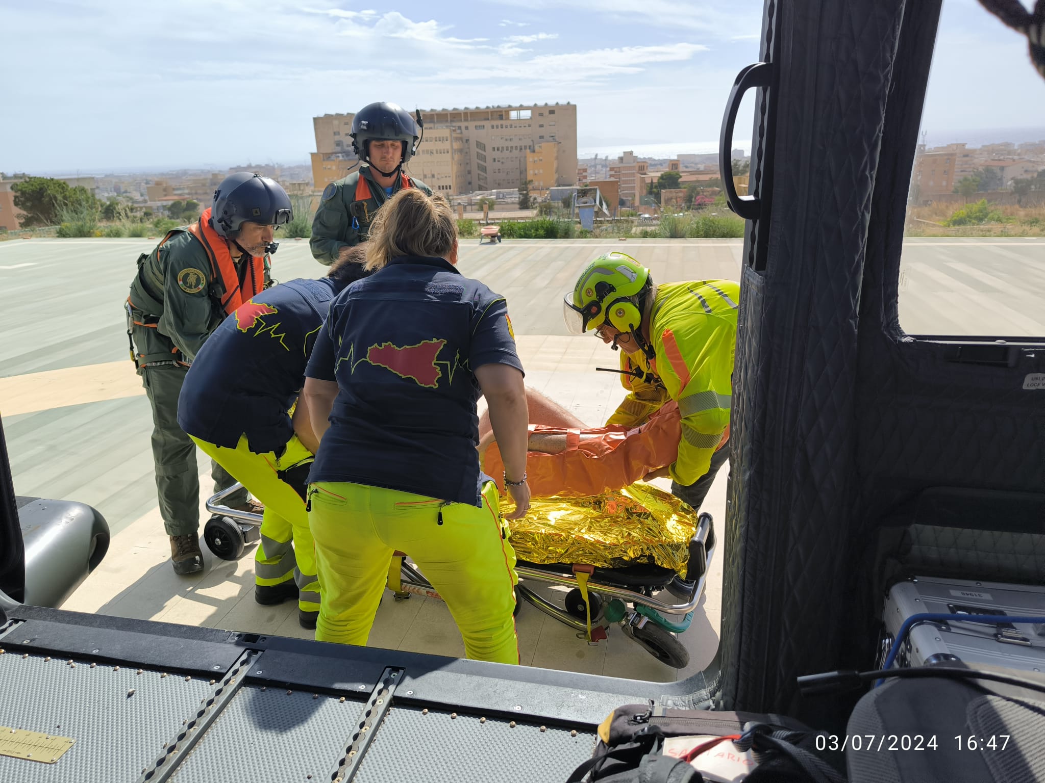 Cade in zona Punta Troia a Marettimo, soccorso dall’elicottero dell’Aeronautica di Birgi