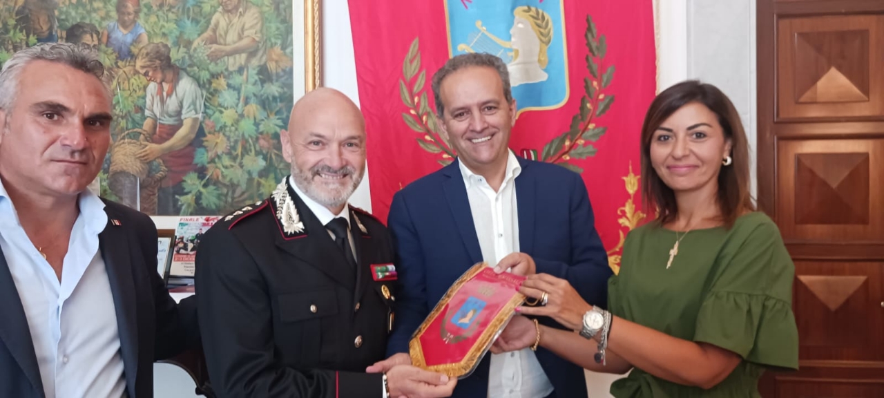 Il comandante Longo lascia la guida dei Carabinieri di Marsala. Il saluto delle istituzioni: “Saprà farsi apprezzare nella nuova sede”