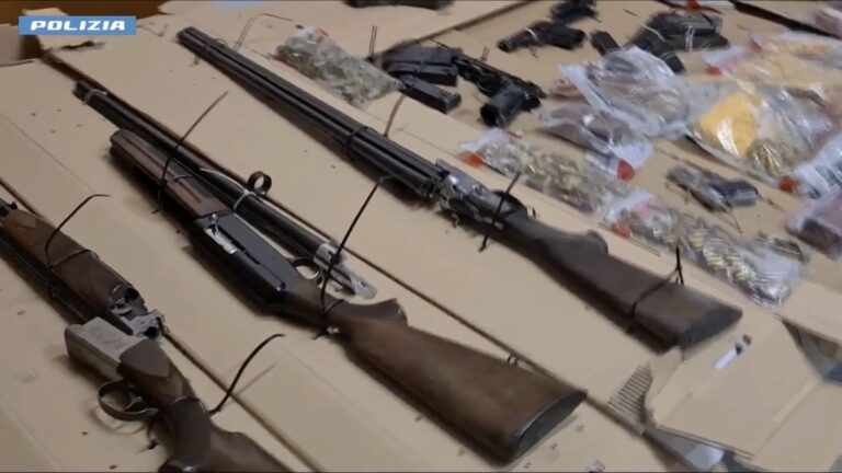 Maxi operazione antimafia, sequestrati due arsenali