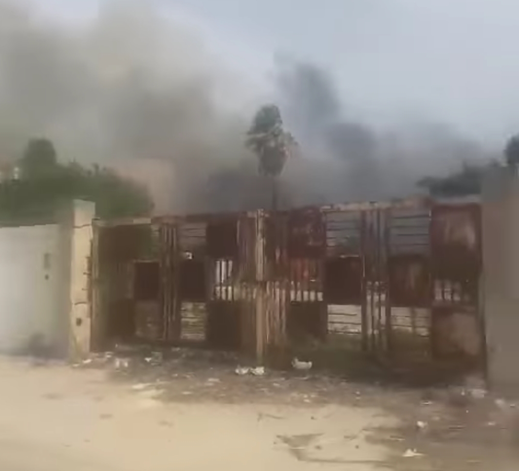 Marsala: va a fuoco un’area vicino la Villa Damiani