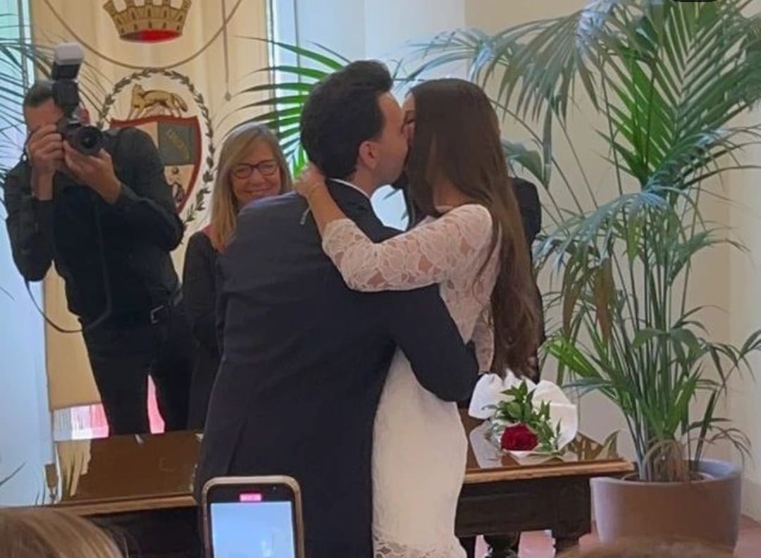 Le nozze sobrie di Ignazio Boschetto con Michelle, ecco dove si sono sposati
