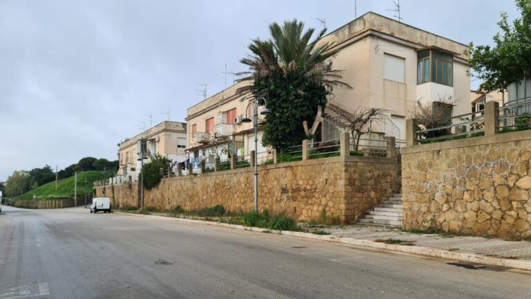 Causò la morte di un uomo dopo una spinta, condannata una castelvetranese