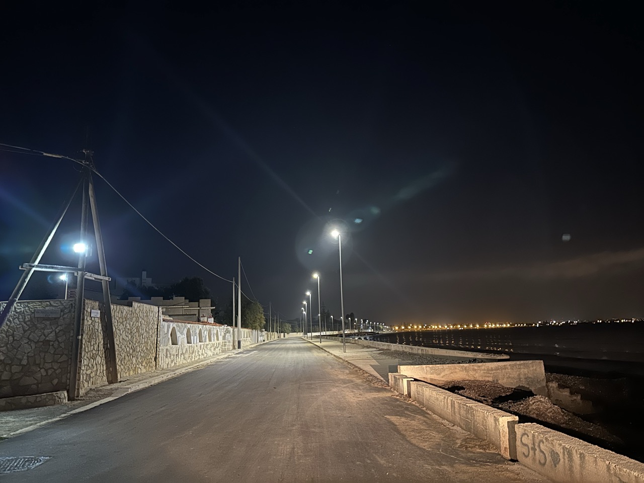 Mazara: illuminato anche l’ultimo tratto del Lungomare Fata Morgana