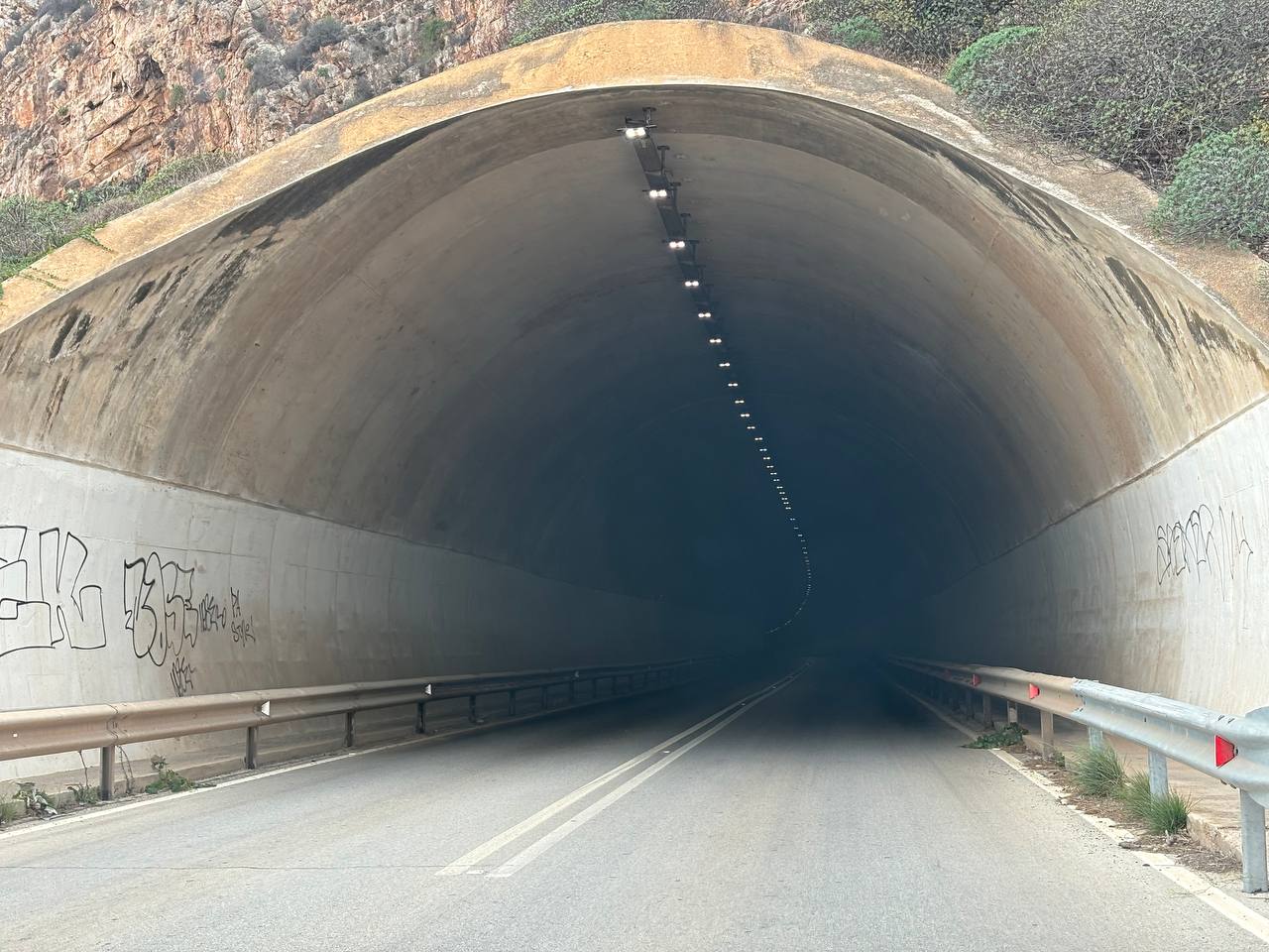 Favignana: conclusi i lavori per l’illuminazione della Galleria Scindo Passo 