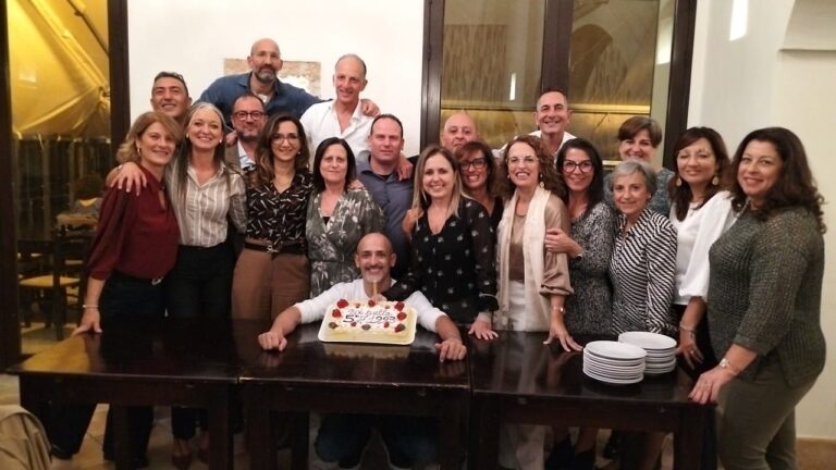 Si ritrova dopo 31 anni dal diploma la 5F del Commerciale di Marsala