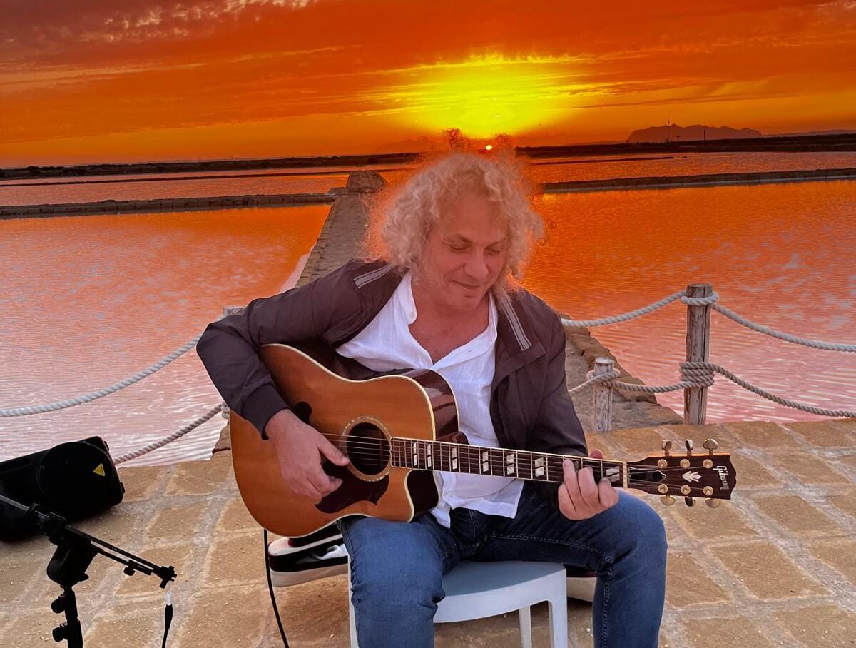 Gino De Vita e il progetto da ‘artista residente’: “La musica che esalta i luoghi del cuore”