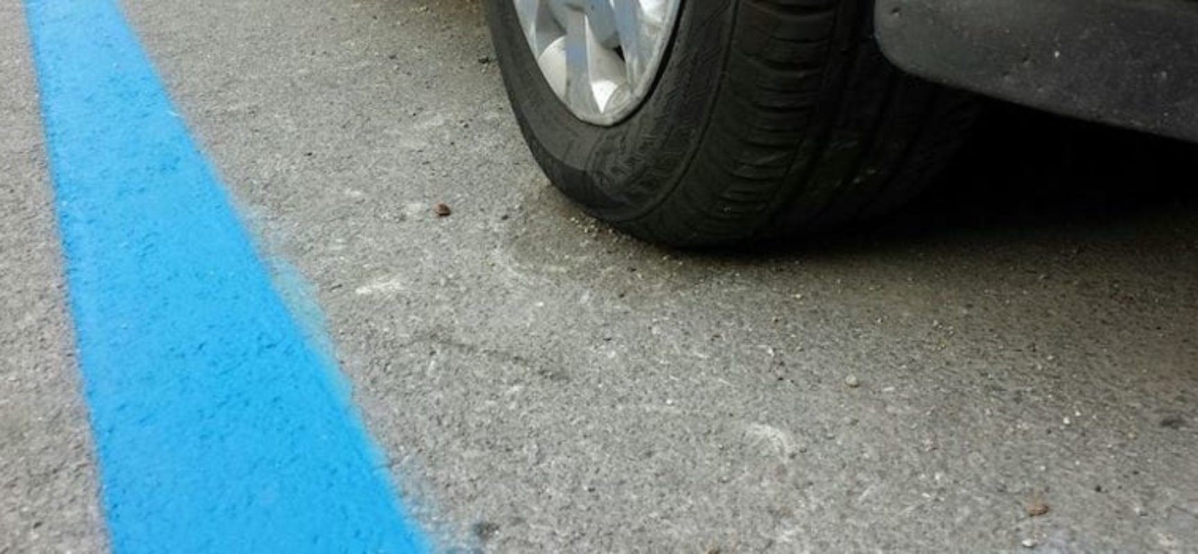 Strisce blu gratis per le auto elettriche, ad Erice arriva il sì