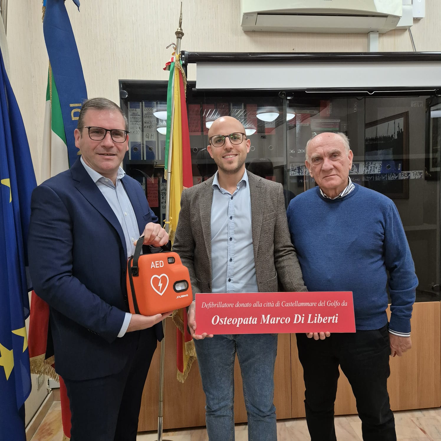 A Scopello un defibrillatore donato da un giovane osteopata