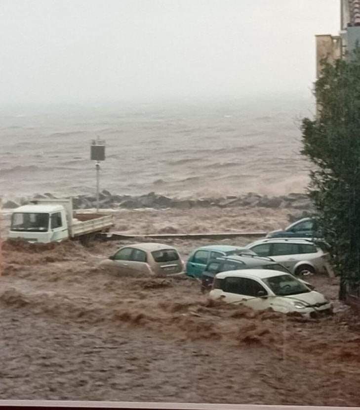 Sicilia Orientale, allagamenti e danni per la forte pioggia. VIDEO