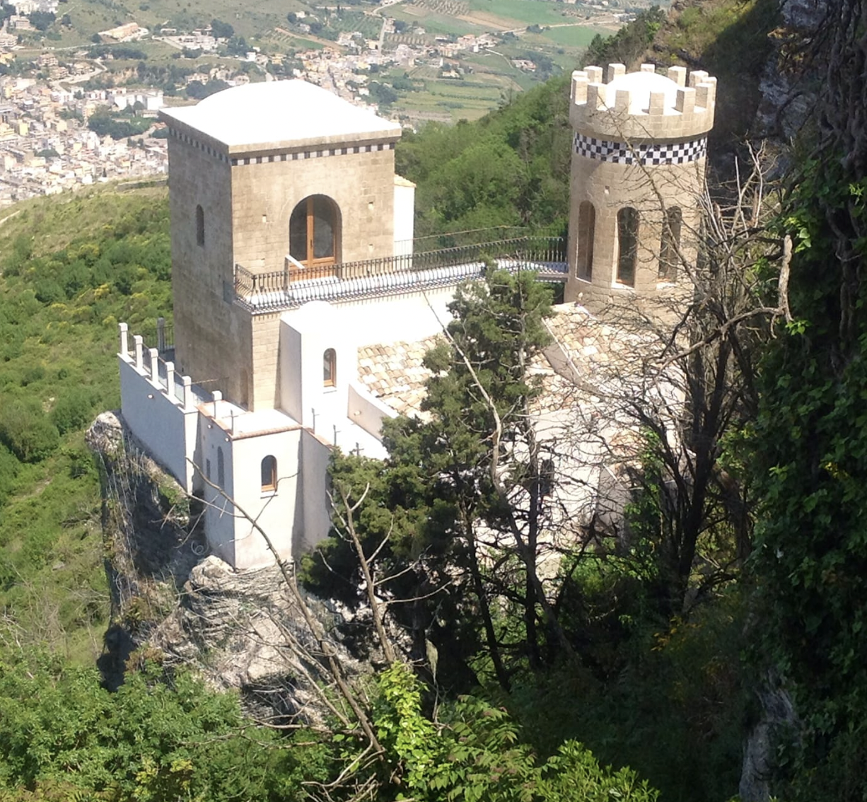 Erice apre i siti culturali anche d’inverno, nuovi orari. Un video promuove il borgo