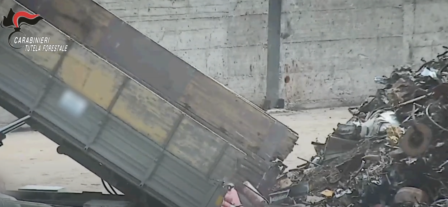 Alcamo: una vera associazione a delinquere per lo smaltimento di rifiuti pericolosi. VIDEO