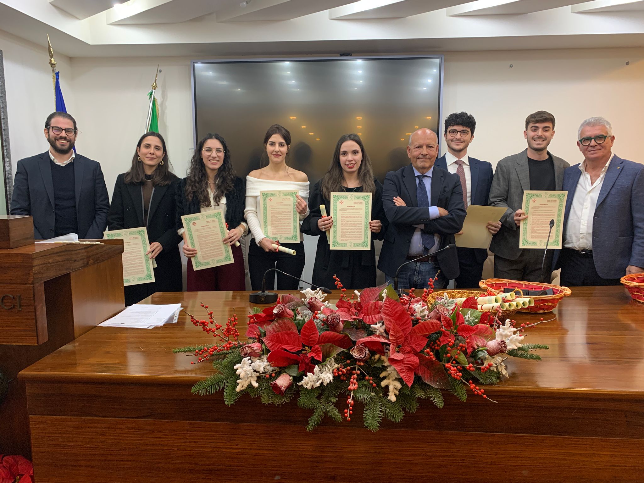 L’Ordine dei Medici trapanesi celebra la carriera  dei ‘senior’ e accoglie i giovani dottori