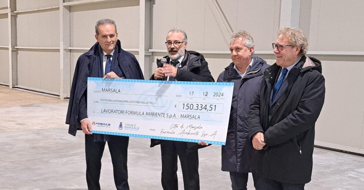 Marsala, a ciascun dipendente di Formula Ambiente premio di mille euro: “Bilancio positivo”