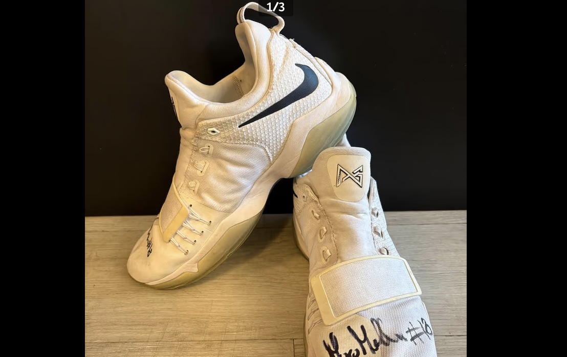 Basket: la Lega vende le scarpe autografate di Mollura della Trapani Shark per fini solidali