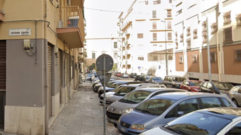 Partorisce in strada a Palermo, la donna è straniera e senza fissa dimora