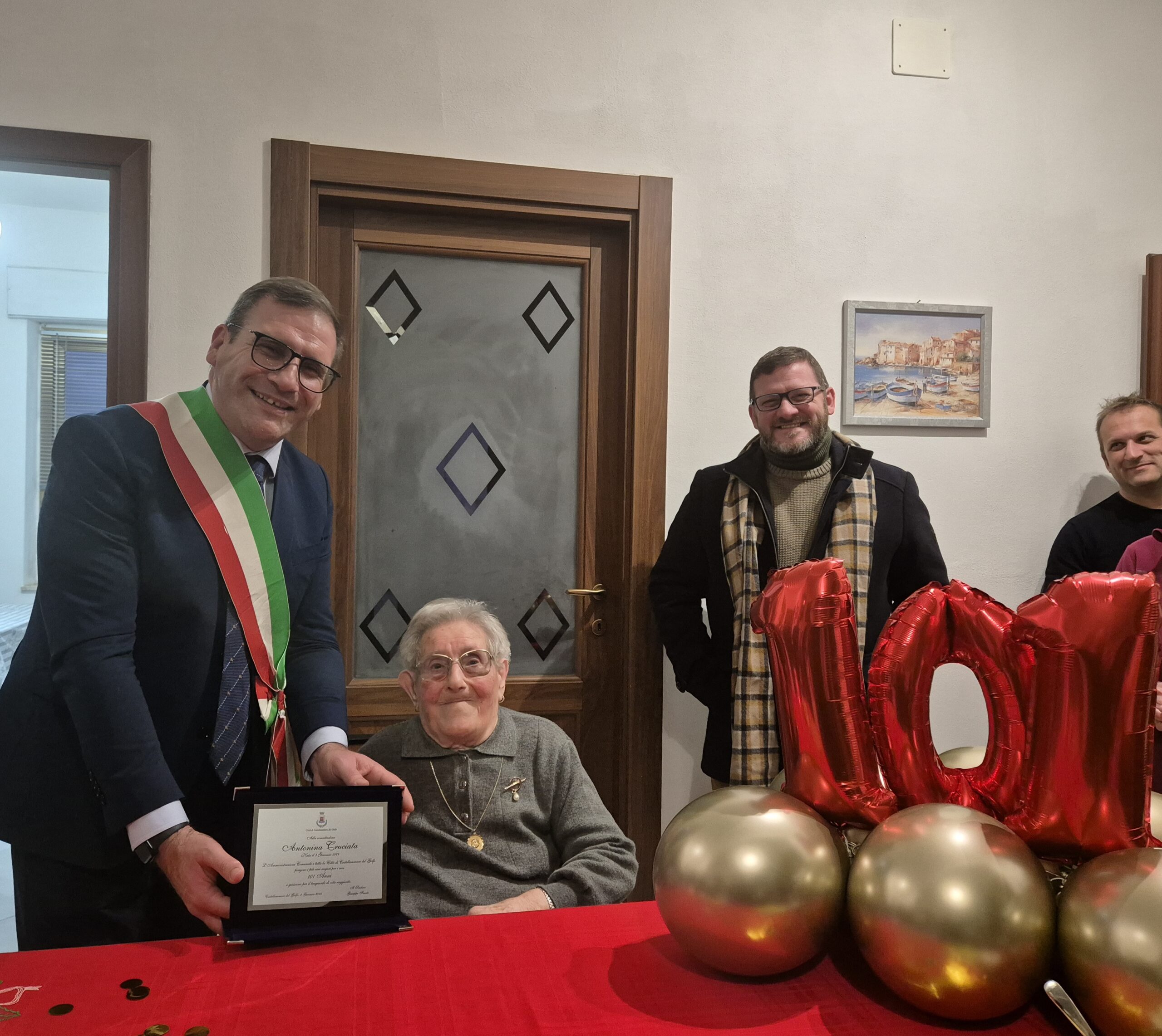 Castellammare, nonna Antonia Cruciata ha compiuto 101 anni