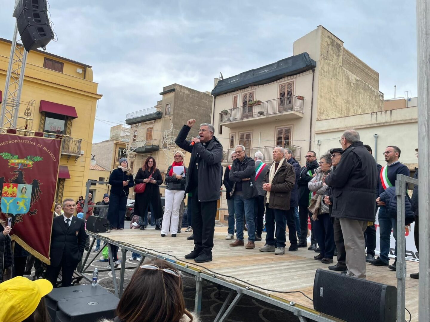 Arcivescovo di Palermo ai giovani “Non alimentate industria della droga in mano alla mafia”