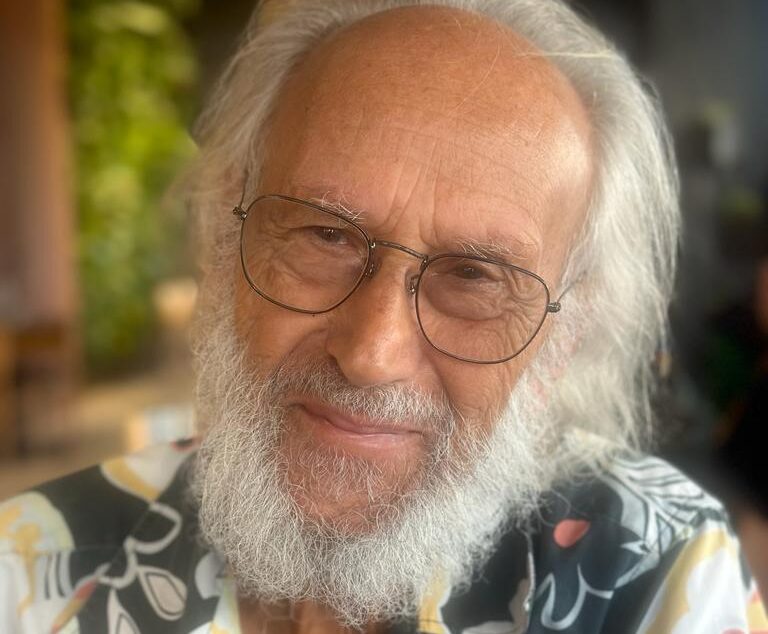 Il marsalese Antonino Contiliano tra i poeti presenti nel volume “Ricerca d’identità”