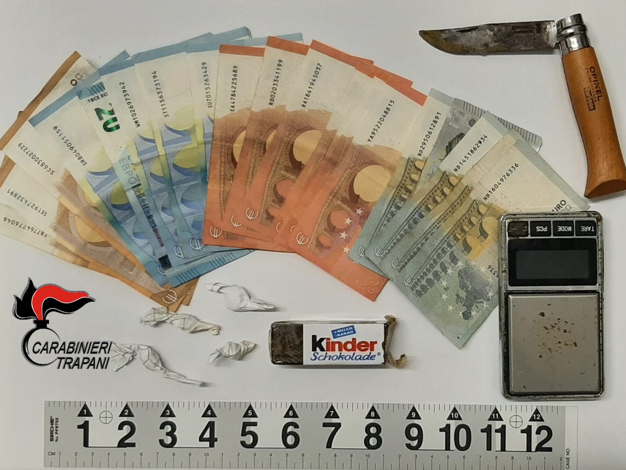 Ad Alcamo arrestato 18enne per spaccio di droga