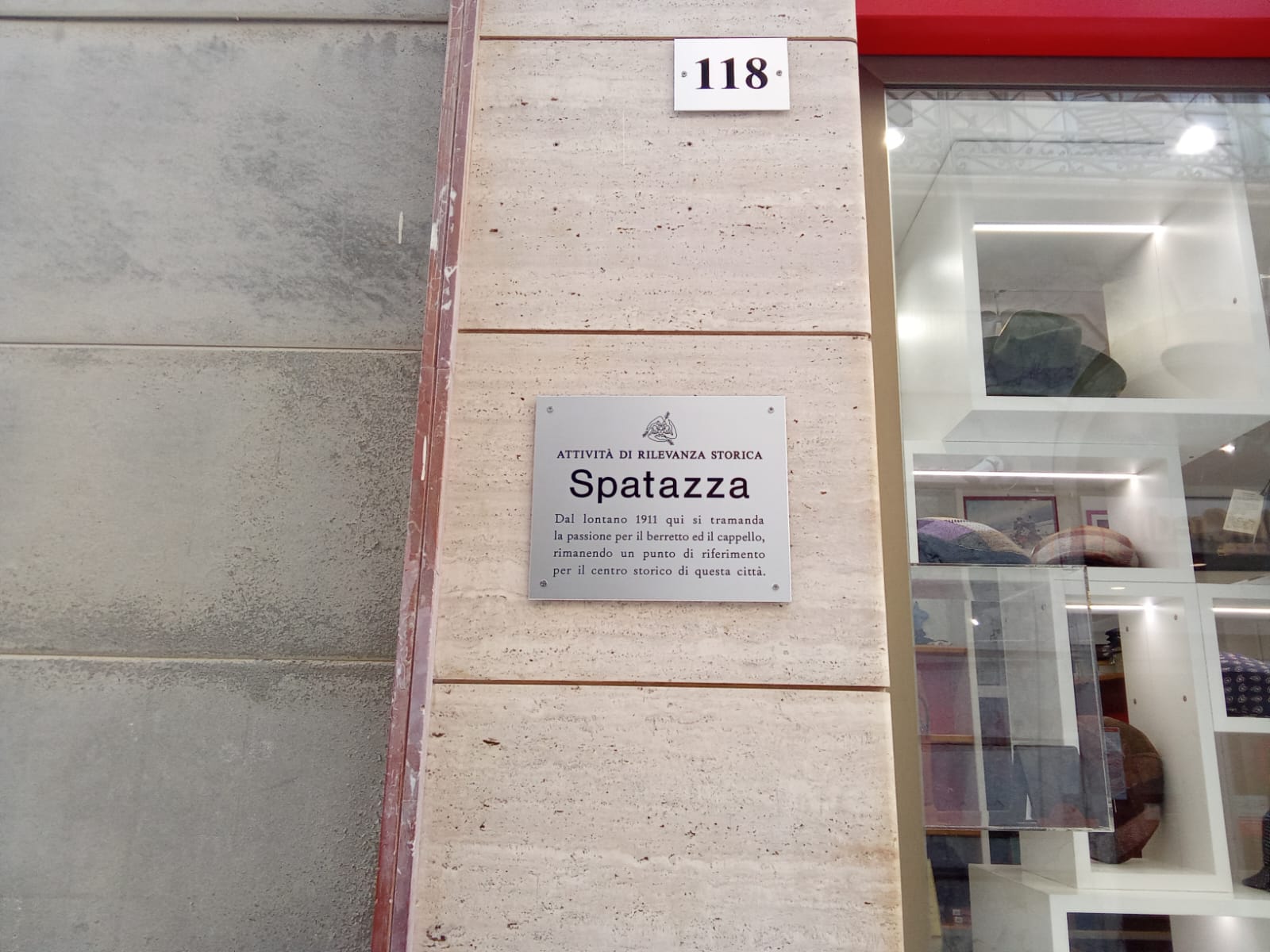 Marsala, prestigioso riconoscimento storico per il negozio Spatazza