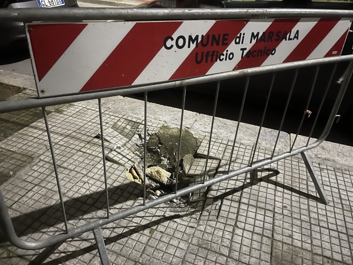 Marsala: sprofonda di nuovo il marciapiede di via Sibilla