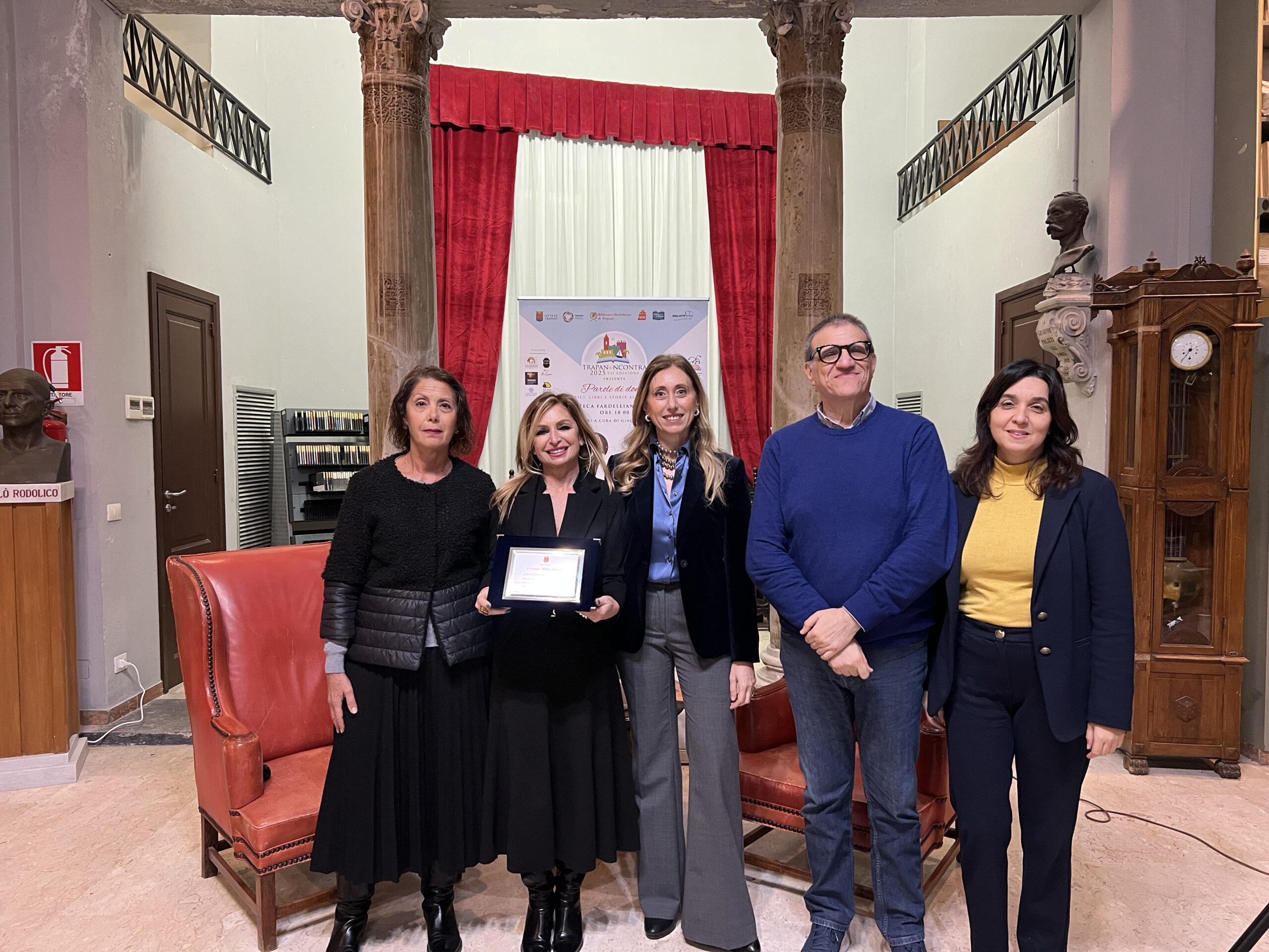 La “preside coraggio” Antonella Di Bartolo insignita del Premio Elda Pucci a Trapani