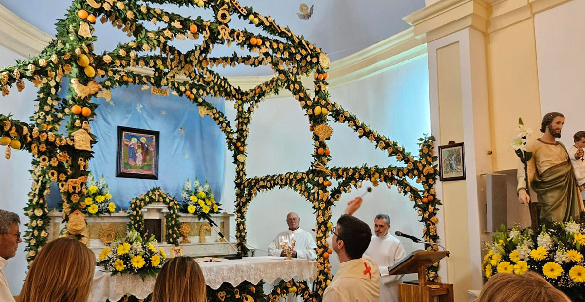 A Marsala l’Ammitu di San Giuseppe a Digerbato, a Mazara l’altare della cittadinanza