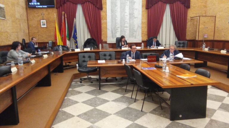 Marsala, in consiglio scoppia una polemica sui debiti fuori bilancio