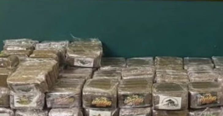 Traffico di droga sullo Stretto, arrestate tre persone con due chili di cocaina e 40 di hashish