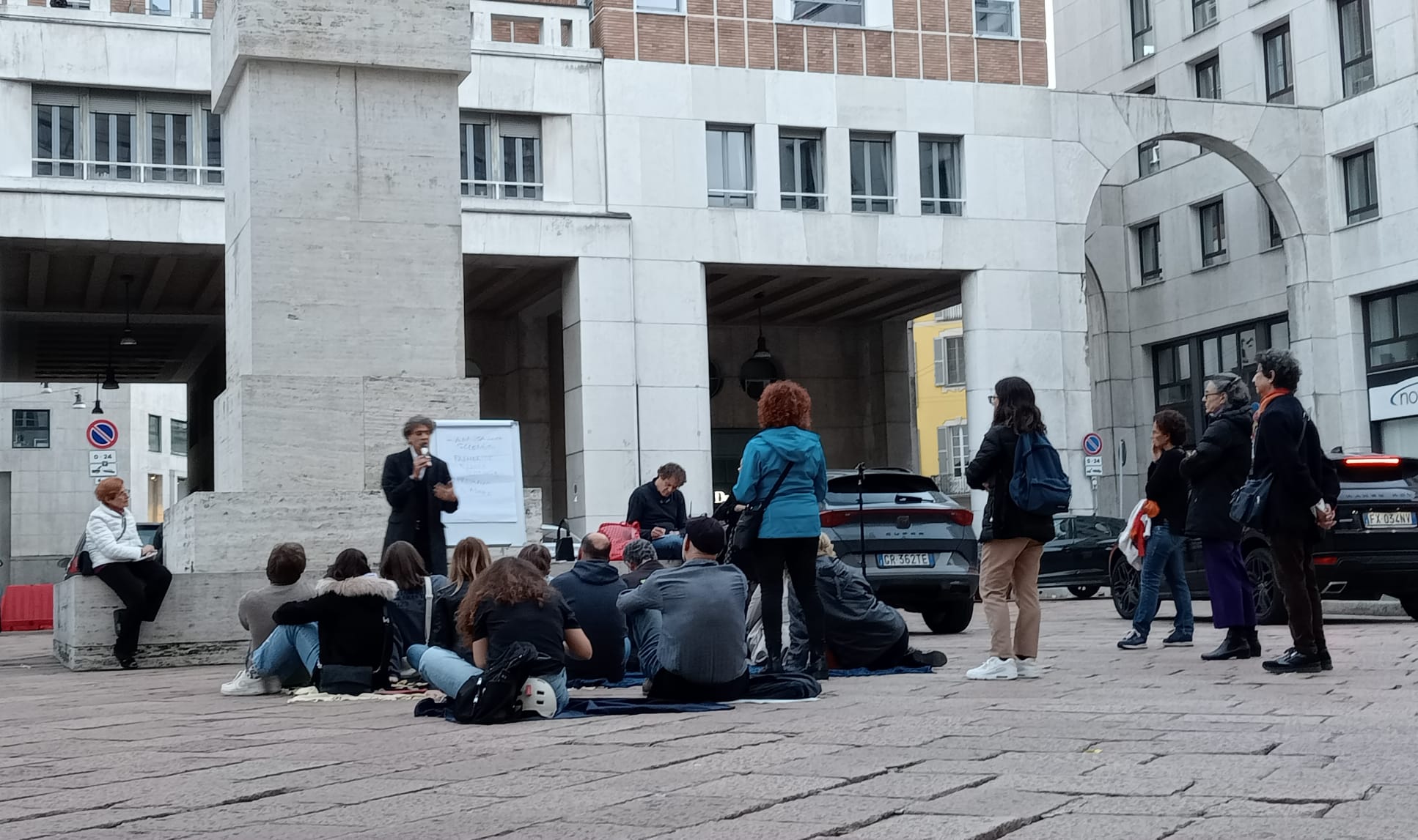 La filosofia di strada, ‘lezio’ del professore Davide Valenti a Mazara del Vallo